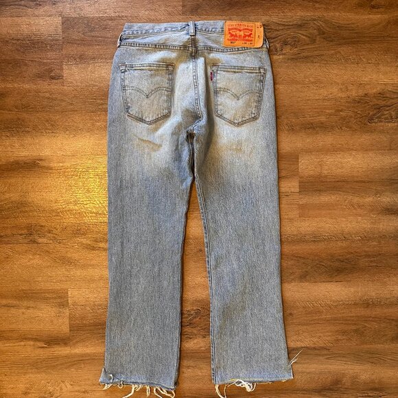 Levi's Jeans Womens 28x28 SIze 6 - 8 Blue 501 Distressed Custom Flare Denim - Picture 2 of 5